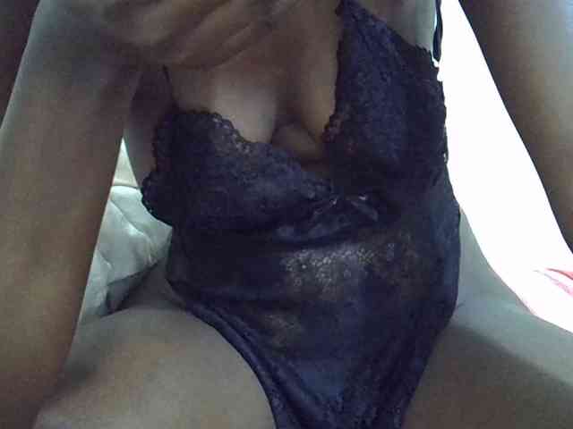 Sexyslim23 webcam
