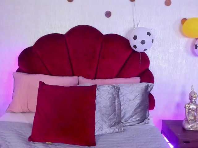 AndreaPink live cam on BongaCams
