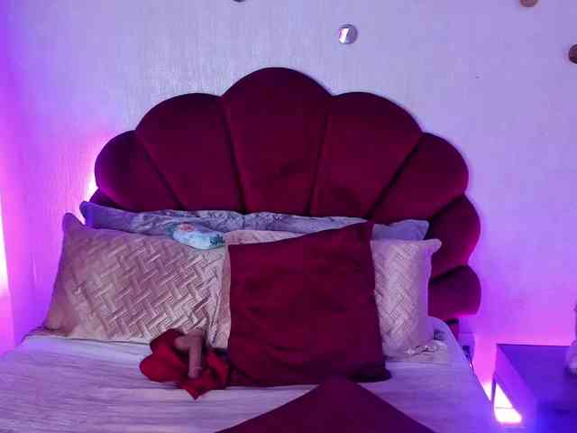 AndreaPink webcam