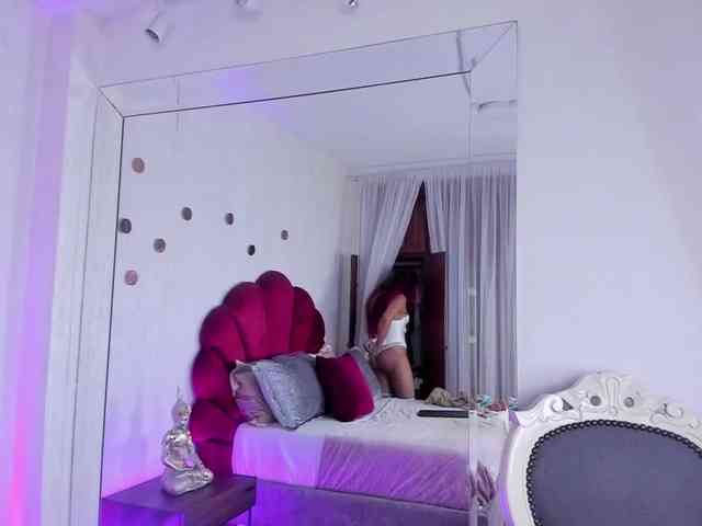 AndreaPink webcam