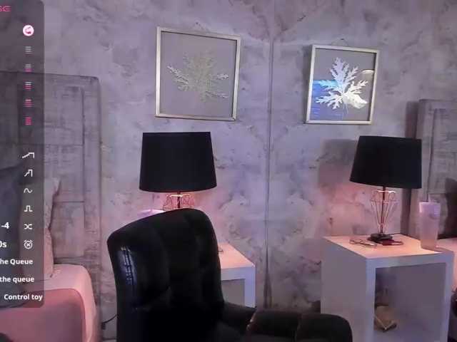 LunaMilf live cam preview