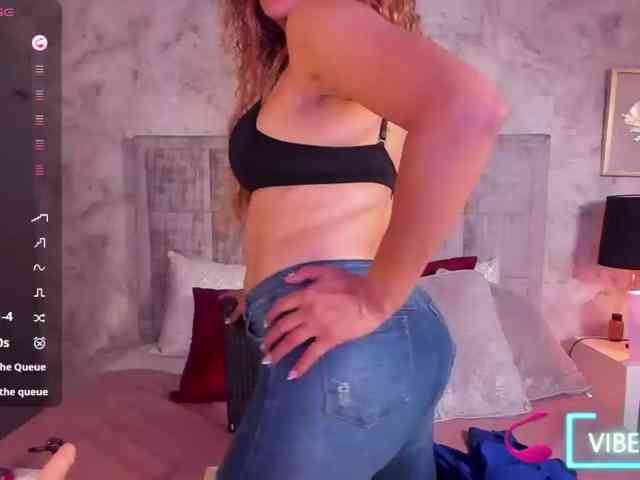 LunaMilf webcam