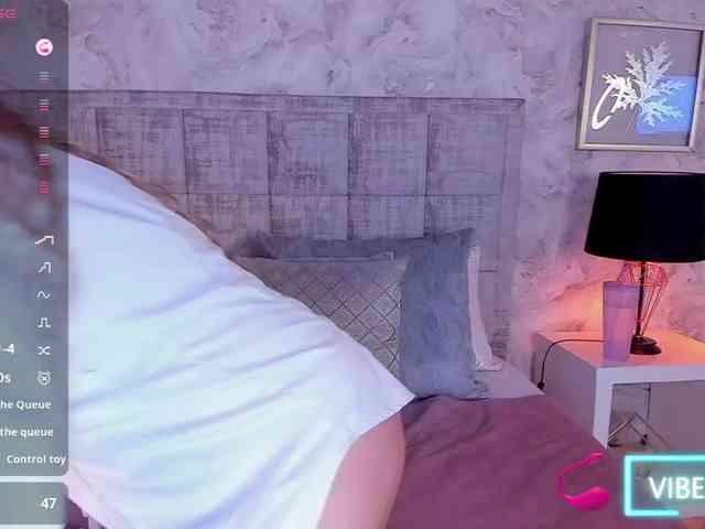 LunaMilf webcam