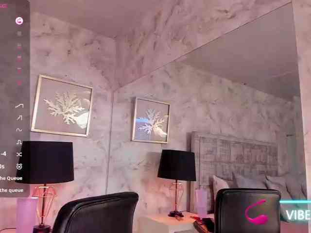 LunaMilf webcam