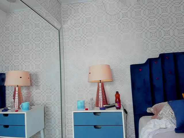 AshleyThompson live cam on BongaCams
