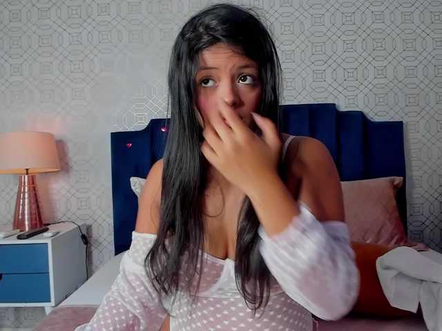 AshleyThompson live cam on BongaCams