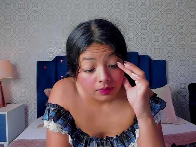AshleyThompson live cam on BongaCams