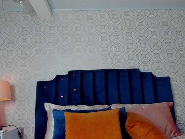 AshleyThompson live cam on BongaCams