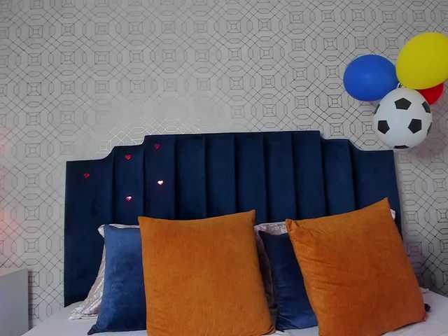 AshleyThompson live cam on BongaCams