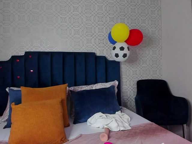 AshleyThompson live cam on BongaCams