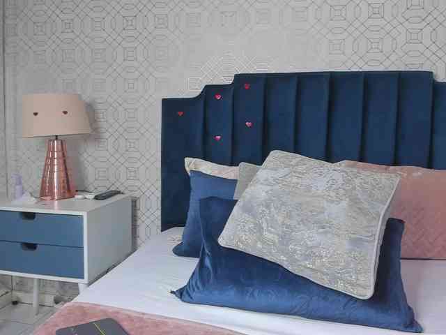 AshleyThompson webcam