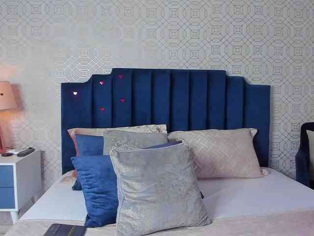 AshleyThompson webcam