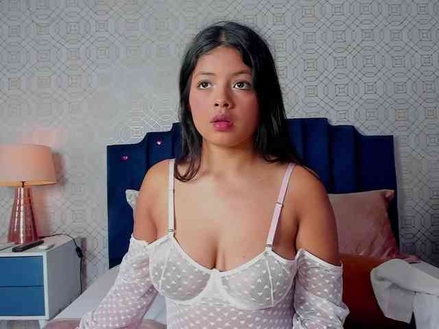 AshleyThompson webcam