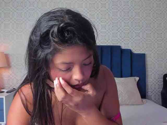 AshleyThompson webcam