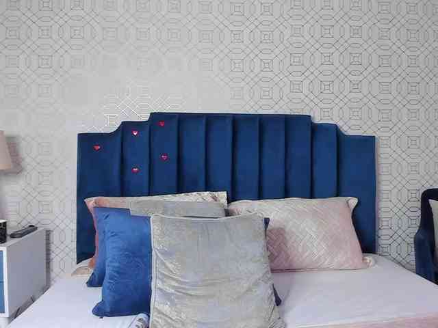 AshleyThompson webcam