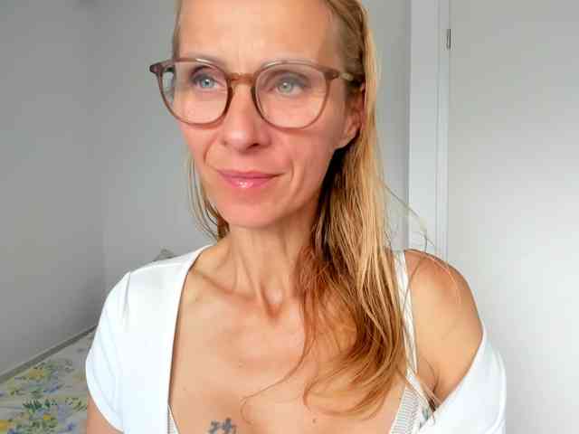 Munishpunish webcam