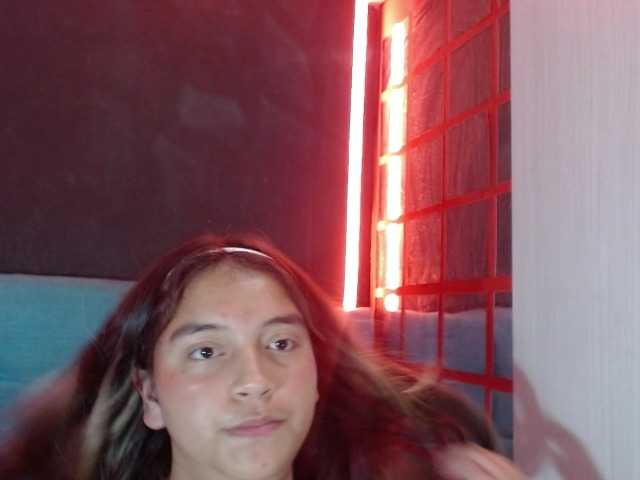 Arabella-Fraser18 live cam on BongaCams