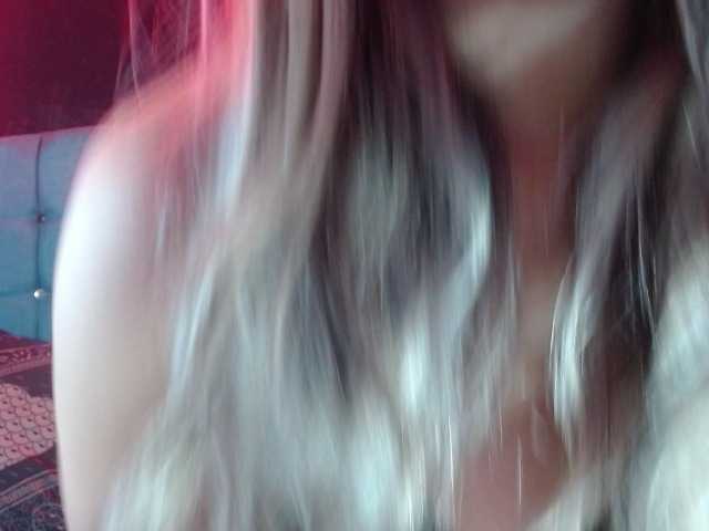 Arabella-Fraser18 live cam on BongaCams