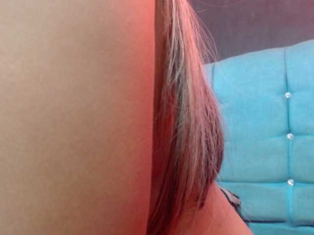 Arabella-Fraser18 live cam on BongaCams