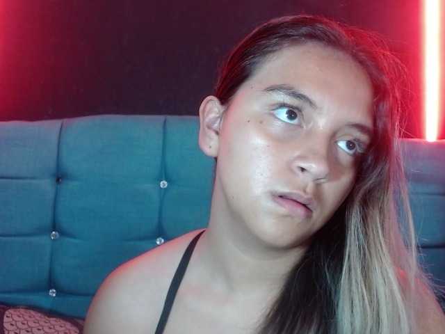 Arabella-Fraser18 live cam on BongaCams