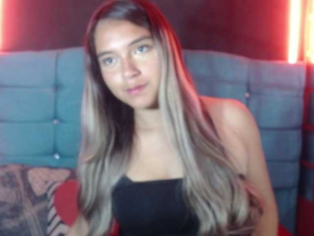 Arabella-Fraser18 live cam on BongaCams