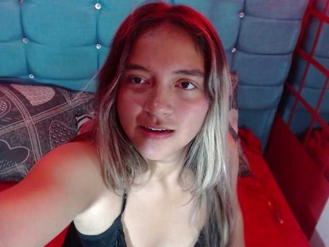 Arabella-Fraser18 live cam on BongaCams