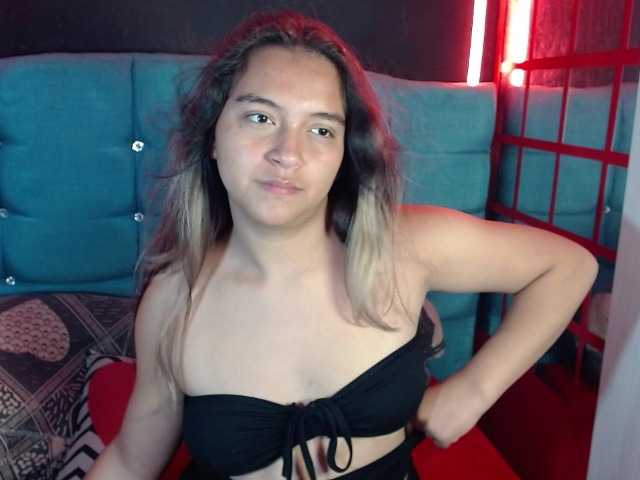 Arabella-Fraser18 live cam on BongaCams
