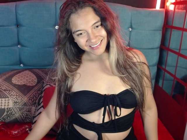 Arabella-Fraser18 live cam on BongaCams