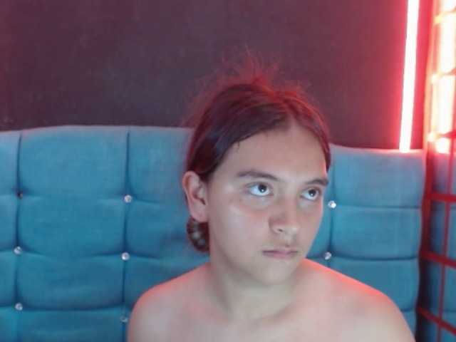 Arabella-Fraser18 live cam on BongaCams