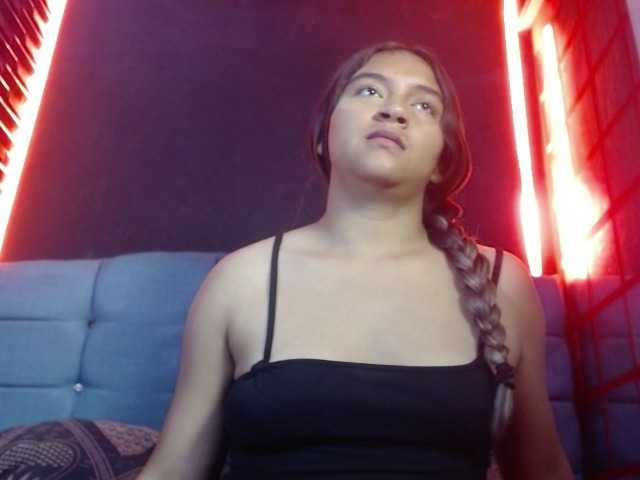 Arabella-Fraser18 live cam on BongaCams