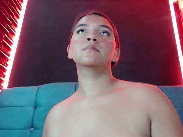 Arabella-Fraser18 live cam on BongaCams