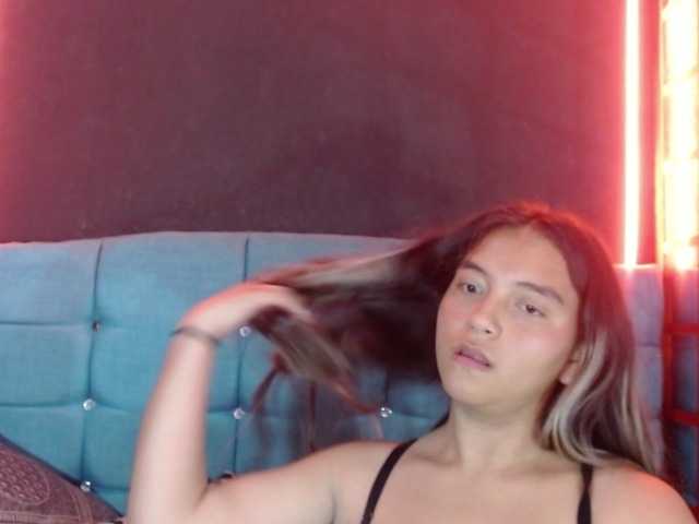 Arabella-Fraser18 live cam on BongaCams