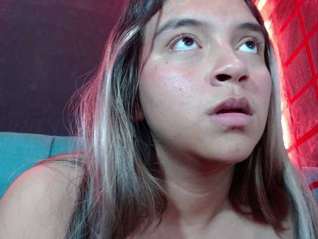 Arabella-Fraser18 live cam on BongaCams