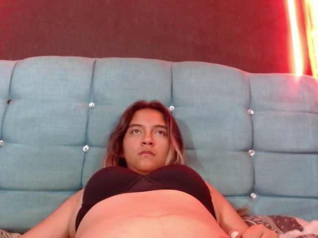 Arabella-Fraser18 live cam on BongaCams