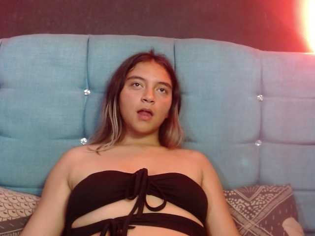 Arabella-Fraser18 live cam on BongaCams