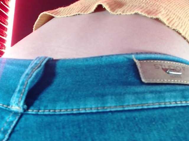 Arabella-Fraser18 live cam on BongaCams