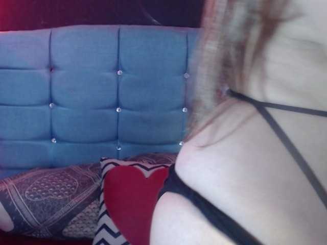 Arabella-Fraser18 live cam on BongaCams