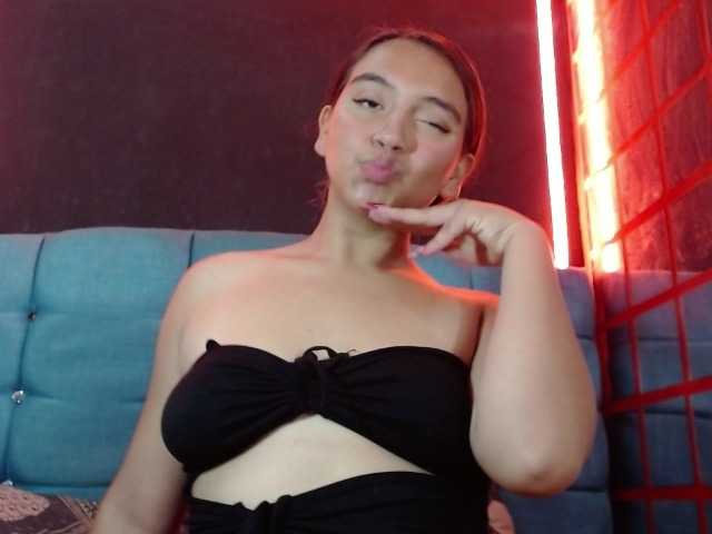 Arabella-Fraser18 live cam on BongaCams