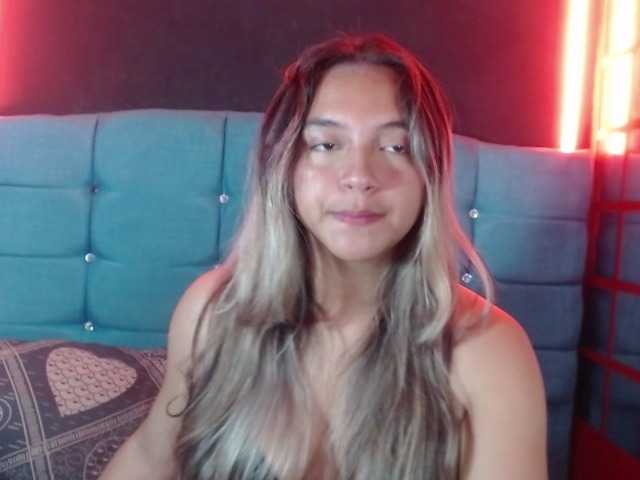 Arabella-Fraser18 live cam on BongaCams