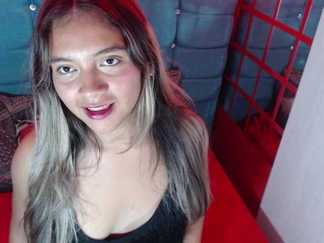 Arabella-Fraser18 live cam on BongaCams