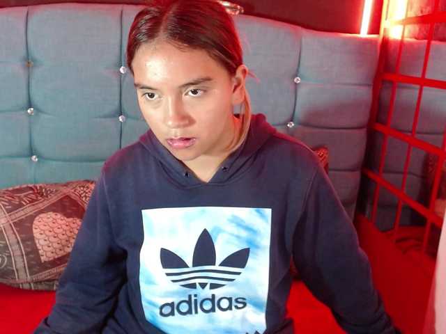 Arabella-Fraser18 live cam on BongaCams