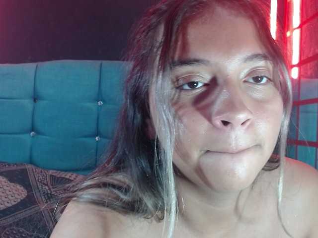 Arabella-Fraser18 live cam on BongaCams