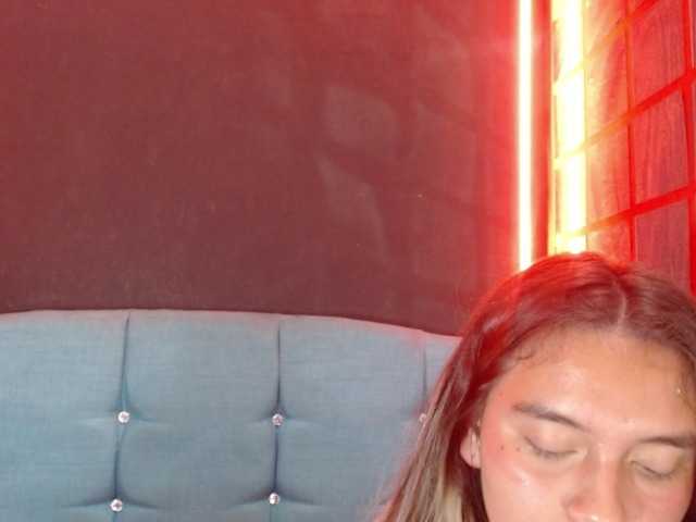 Arabella-Fraser18 live cam on BongaCams