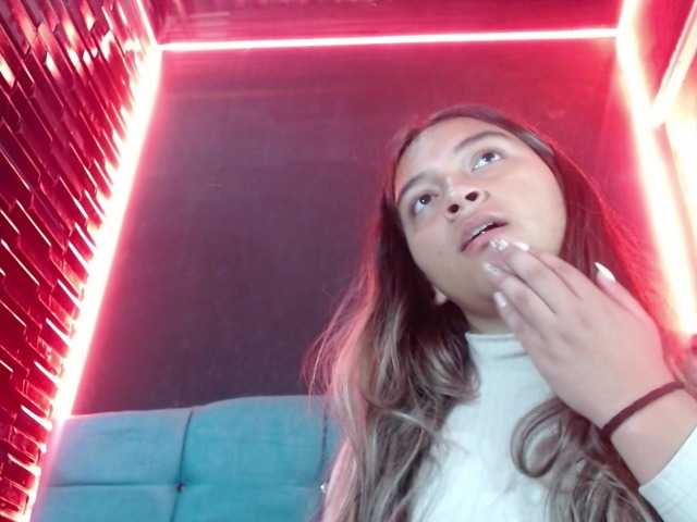 Arabella-Fraser18 live cam on BongaCams
