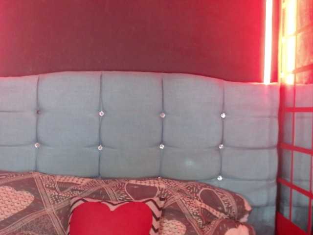 Arabella-Fraser18 live cam on BongaCams