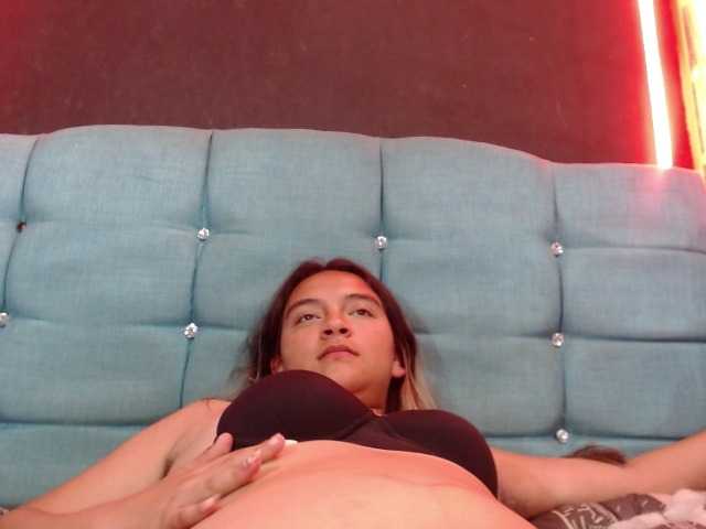 Arabella-Fraser18 live cam on BongaCams