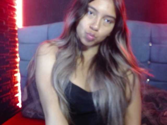 Arabella-Fraser18 live cam on BongaCams
