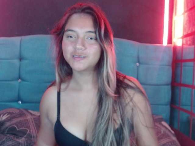 Arabella-Fraser18 live cam on BongaCams
