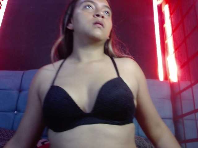 Arabella-Fraser18 live cam on BongaCams