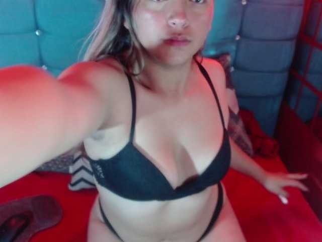 Arabella-Fraser18 live cam on BongaCams